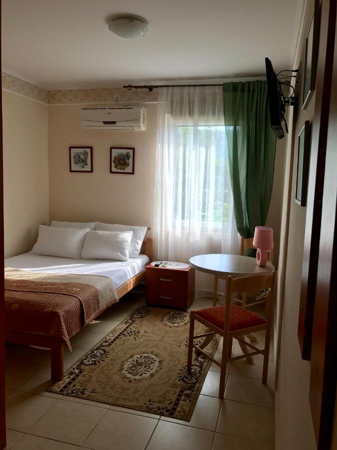 Villa Alla Bed And Breakfast Herceg Novi Kültér fotó