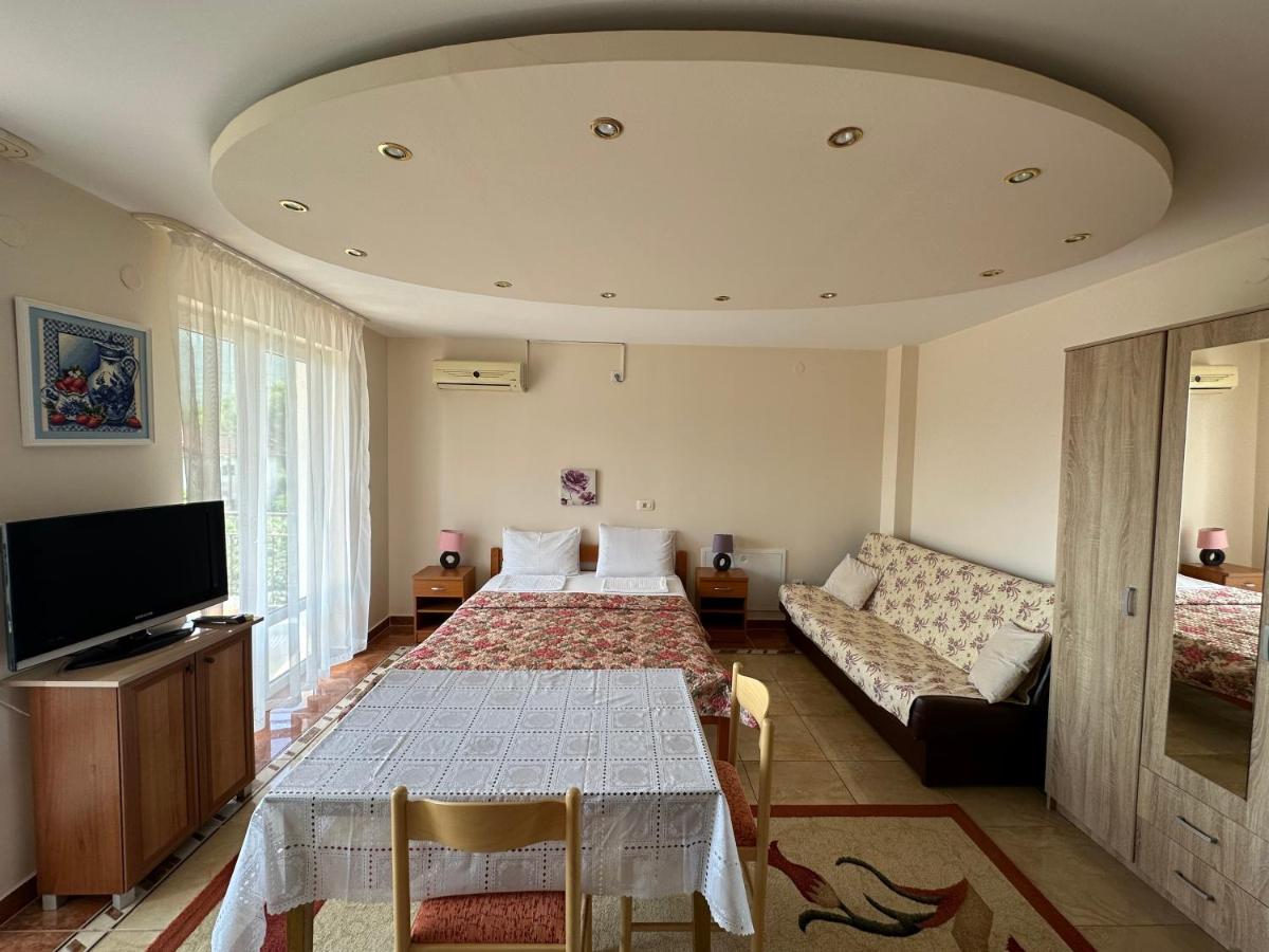Villa Alla Bed And Breakfast Herceg Novi Kültér fotó