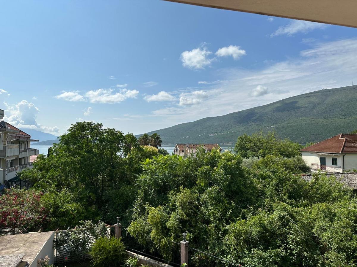Villa Alla Bed And Breakfast Herceg Novi Kültér fotó
