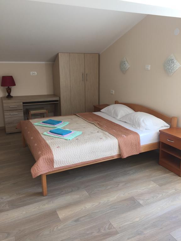 Villa Alla Bed And Breakfast Herceg Novi Kültér fotó
