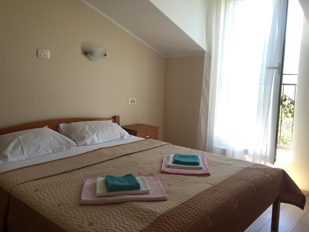 Villa Alla Bed And Breakfast Herceg Novi Kültér fotó
