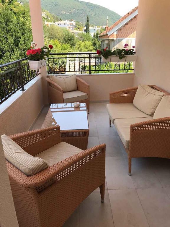 Villa Alla Bed And Breakfast Herceg Novi Kültér fotó
