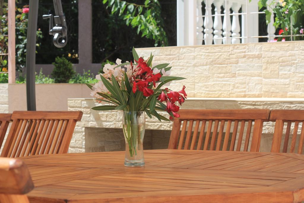 Villa Alla Bed And Breakfast Herceg Novi Kültér fotó