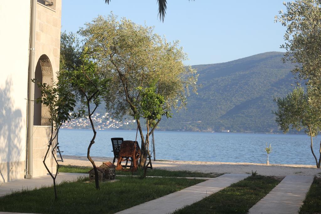 Villa Alla Bed And Breakfast Herceg Novi Kültér fotó