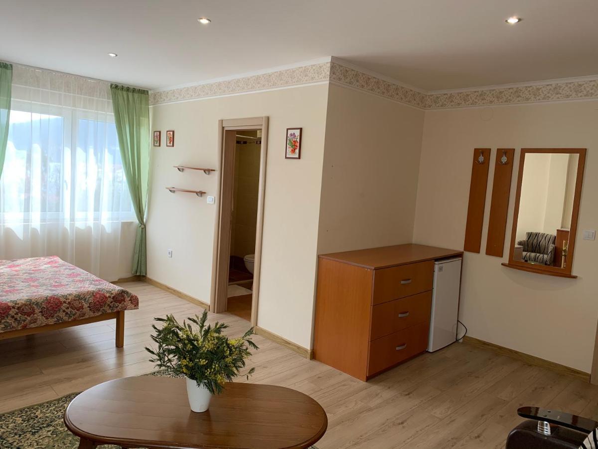 Villa Alla Bed And Breakfast Herceg Novi Kültér fotó